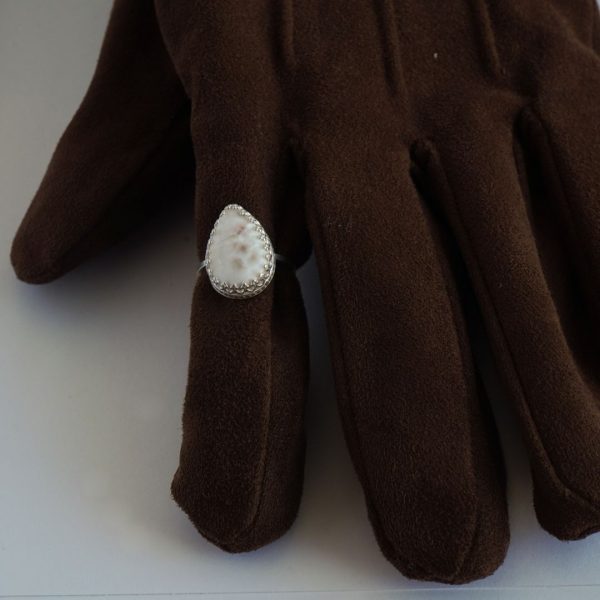 White Agate Ring - Image 3